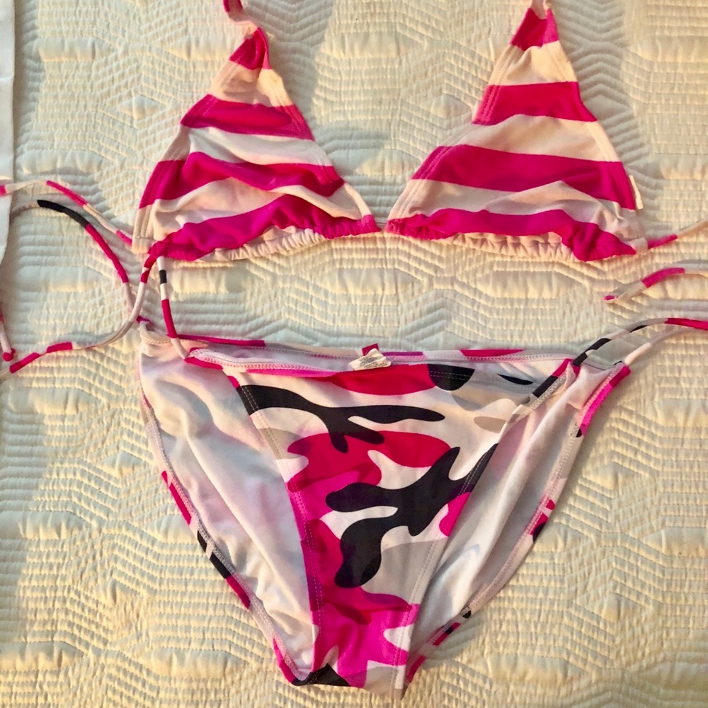 Two piece bikini.